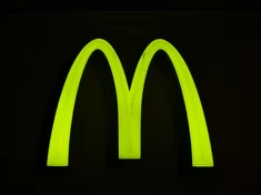 065b00b3d5-235.webp